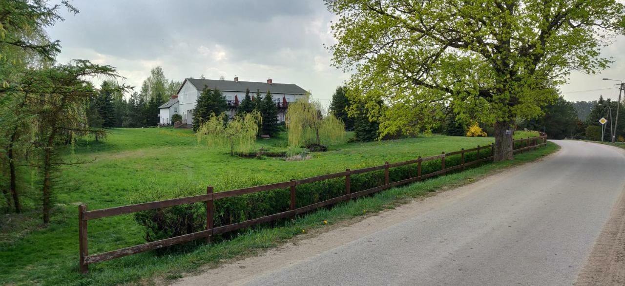 Czarnowka Gosciniec Szostakヴィラ エクステリア 写真